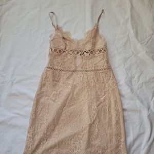 VICTORIA'S SECRET BEIGE SLIP,SIZE XS, NEW